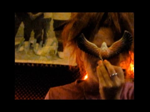 Youtube: AlphaMob x Haiyti – Ich Nehm Die Glock