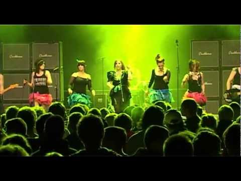 Youtube: the toten Crackhuren im Kofferraum - Wir hassen Sport live@Bergfunk Open Air 2011