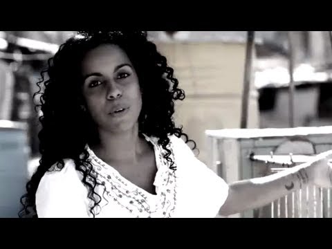 Youtube: Danay Suárez  - Yo Aprendí