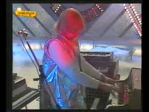 Youtube: THE BUGGLES "Clean Clean"