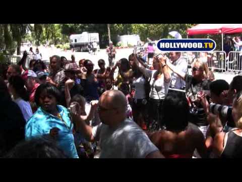 Youtube: Michael Jackson's Fans Unite.
