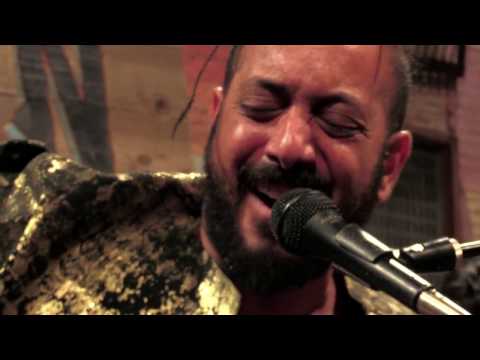 Youtube: Yemen Blues - Mountains Will Dance - Lucky Barn @Pickathon 2016 S04E03
