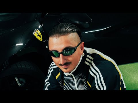 Youtube: DENNIS DIES DAS - BASSLINESPOR (Prod. von Sascha Urlaub, Robbensohn)