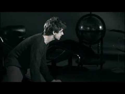 Youtube: Blood Red Shoes - I Wish I Was Someone Better
