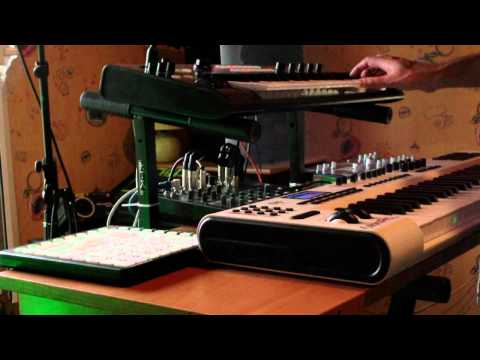 Youtube: Atmospheric voices (KORG R3, Nexus 2, Omnisphere, Virus TI)