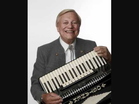 Youtube: Walter Ostanek - Clarinet Polka (instrumentaal)