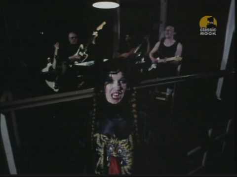 Youtube: Lene Lovich - Lucky Number