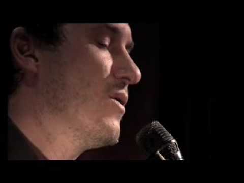 Youtube: David Ross Macdonald Waltzing Matilda