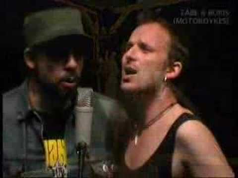 Youtube: We are the world à la punk