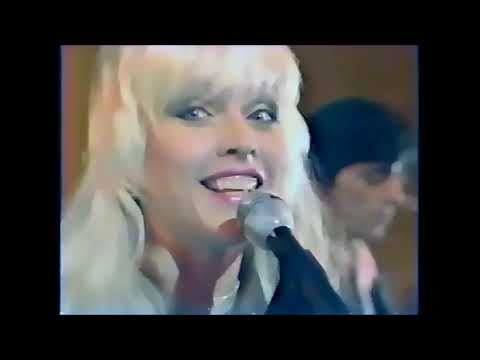Youtube: Blondie - Bermuda Triangle Blues & Kidnapper - Live