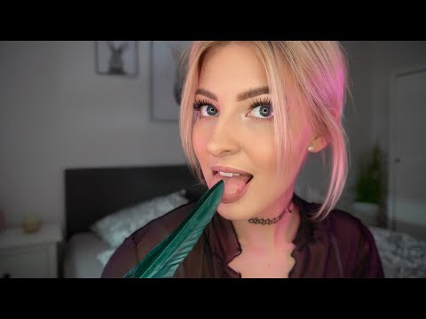 Youtube: ASMR 🦋 • RANDOM TRIGGER & WHISPERING • ASMR JANINA 👸