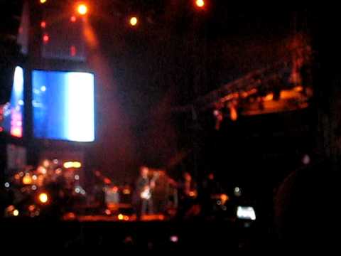 Youtube: Kings Of Leon - Sex On Fire - Hurricane 2009