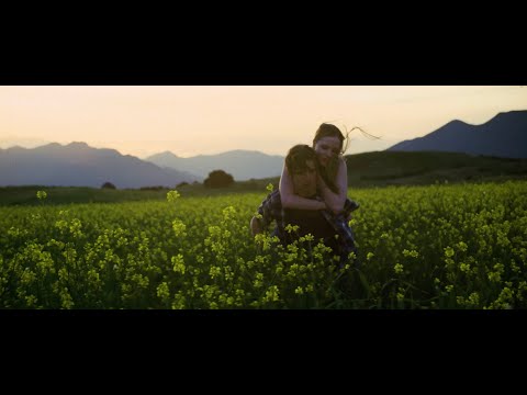 Youtube: Green Day - Wake Me Up When September Ends [Official Music Video] [4K Upgrade]