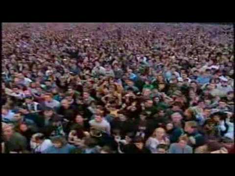 Youtube: Eric Clapton - Wonderful Tonight