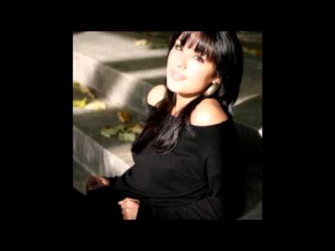 Youtube: Confidence - Sarah Riani