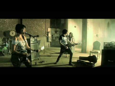 Youtube: Eyes Set To Kill - Heights