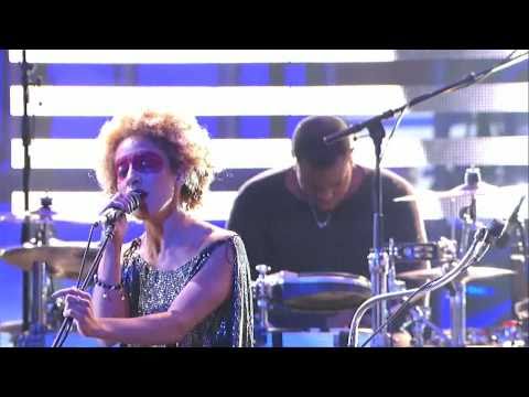 Youtube: Massive Attack - Teardrop (live) HQ