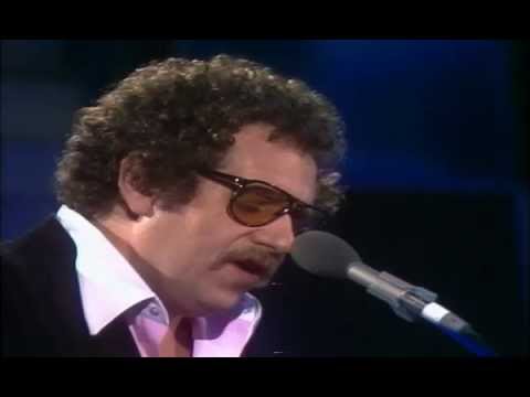 Youtube: Mort Shuman - Sorrow 1976