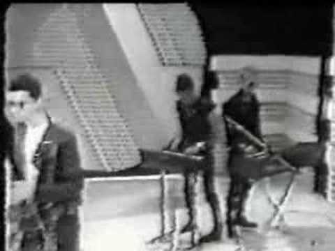 Youtube: Depeche Mode Puppets