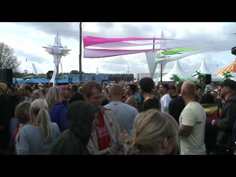 Youtube: Indian Spirit 2009 Neelix Live 4