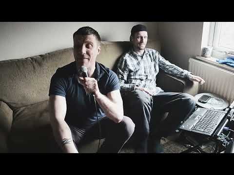 Youtube: Sleaford Mods - Tiswas (NME Flat Session 2014)