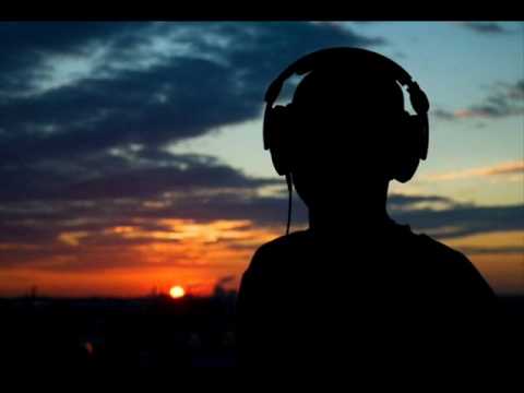 Youtube: Tommy Trash, Tom Piper - The Bum Song (Original Mix)