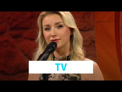 Youtube: Anna-Carina Woitschack - Die Rose | Schlager-Spaß mit Andy Borg
