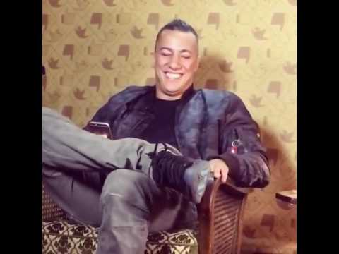 Youtube: Farid Bang hat Lachflash beim Interview | Farid Bang - Lachflash