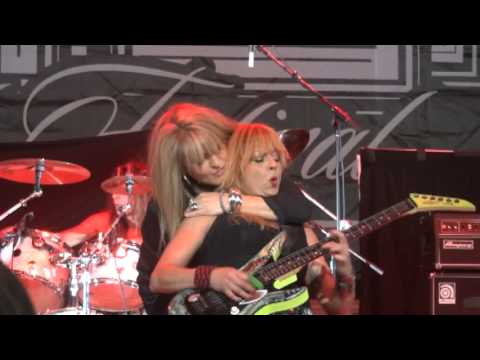 Youtube: JSRG (Vixen) at M3 Festival 2013 - EDGE OF A BROKEN HEART