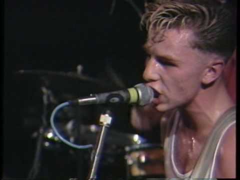 Youtube: Batmobile - Ballroom Blitz live at Klubfoot