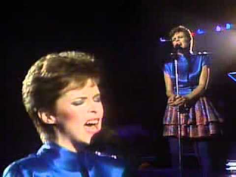 Youtube: Sheena Easton - Wind Beneath my Wings