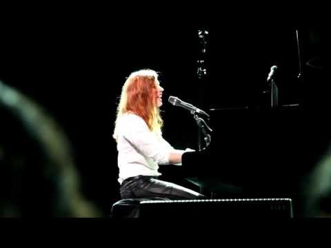 Youtube: SOAP&SKIN - Thanatos (live)