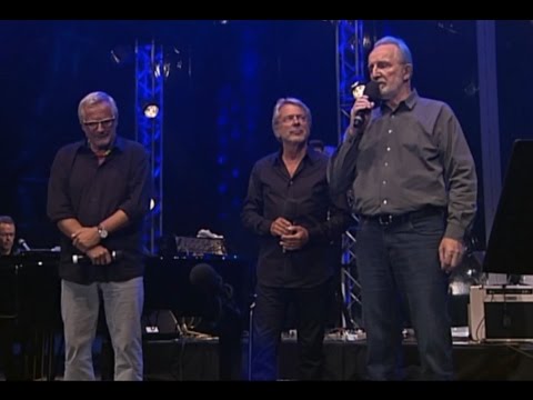 Youtube: Es ist an der Zeit - Hannes Wader & Konstantin Wecker & Reinhard Mey - Live 2014