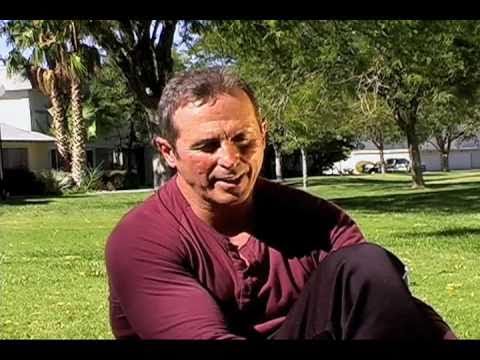 Youtube: RAW FOOD VEGAN BODYBUILDER cab driver eats no meat