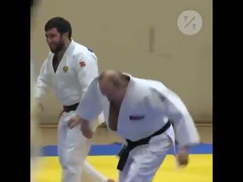Youtube: Putin Spars With Russian Judo Team