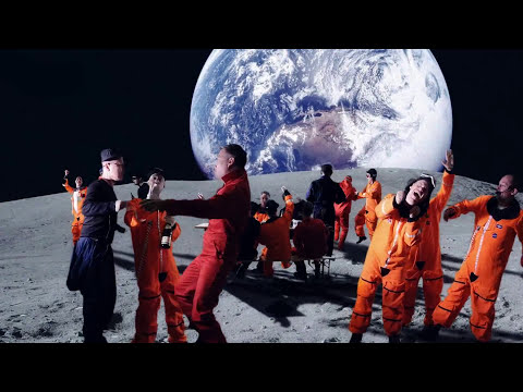 Youtube: Fettes Brot: Kannste Kommen (Official)