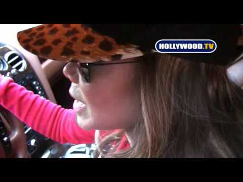 Youtube: La Toya Jackson Leaves Michael Jackson House.