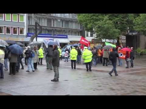 Youtube: 8. Mai 2014: AfD in Bottrop und Gegenkundgebung von der AntifaschistenInnen