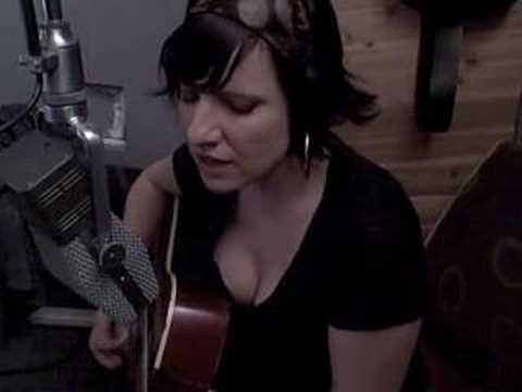 Youtube: Laurie Webb