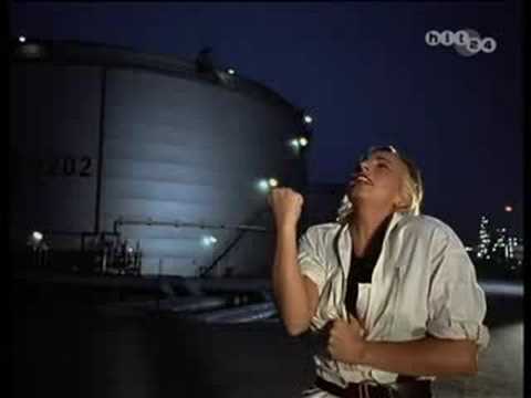 Youtube: Gianna Nannini - Bello E Impossibile (HQ)