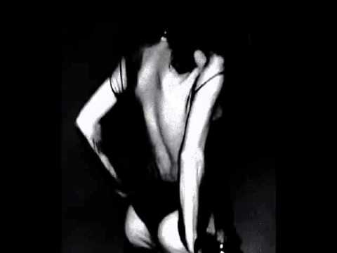 Youtube: Chrysta Bell - Swing With Me