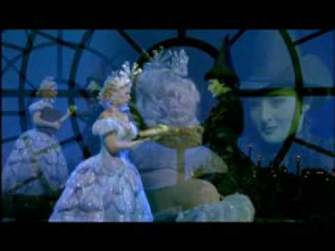 Youtube: Wicked: Frei und Schwerelos