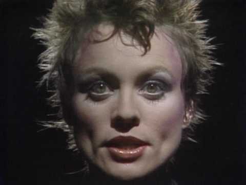Youtube: Laurie Anderson - O Superman (Official Music Video)