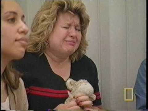 Youtube: Lady is scared to death of Clowns - Coulrophobia