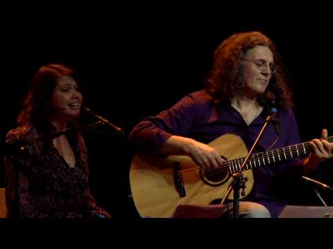 Youtube: Linard Bardill - Lueged vo Berg und Tal - Live im Volkshaus Zürich