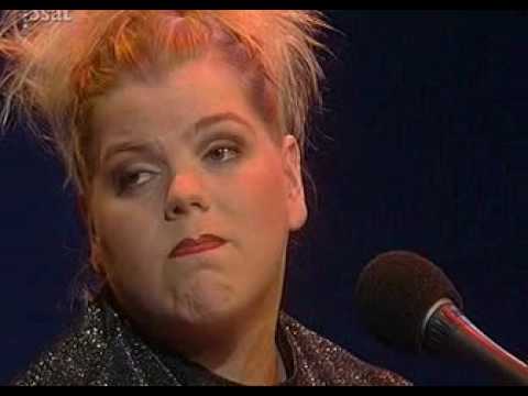 Youtube: Queen Bee - Freiheit aus einem Männermund / Teil 7 von 13