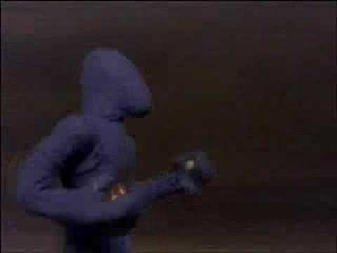 Youtube: Apocalyptica - Hall Of The Mountain King