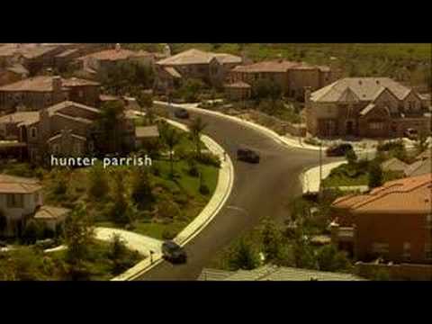 Youtube: Weeds Intro - Season 3 Episode 04 - Donovan