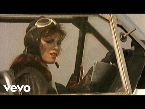 Youtube: Pat Benatar - Shadows Of The Night