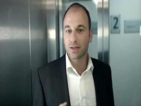 Youtube: 1&1 Werbespot: Marcell Davis sucht eine Frau (unzensierte Original-Fassung!)